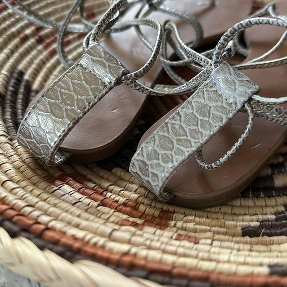 Lace up snakeskin gladiator sandals size 8 - Picture 3 of 4